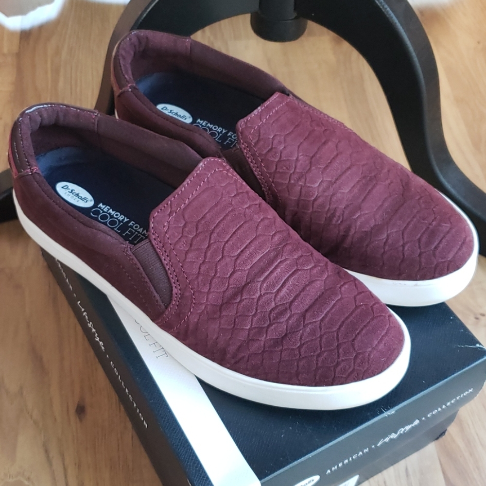 Dr. Scholls Merlot Sneakers